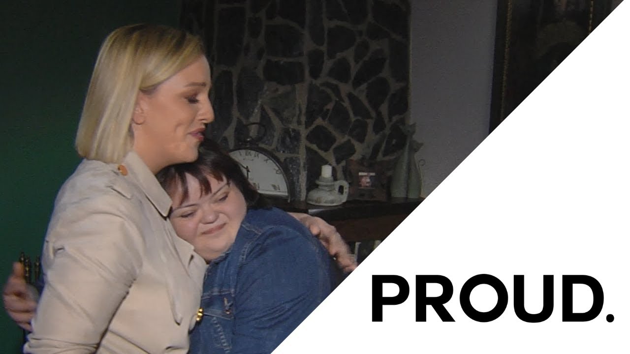 Tamara Todevska – Proud: A Surprise Performance for a Fan