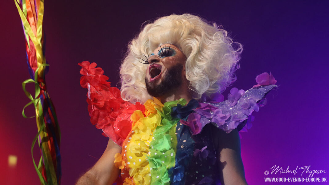 Jaxie optrådte under Worldpride 2021, Drag Night i KB Hallen.