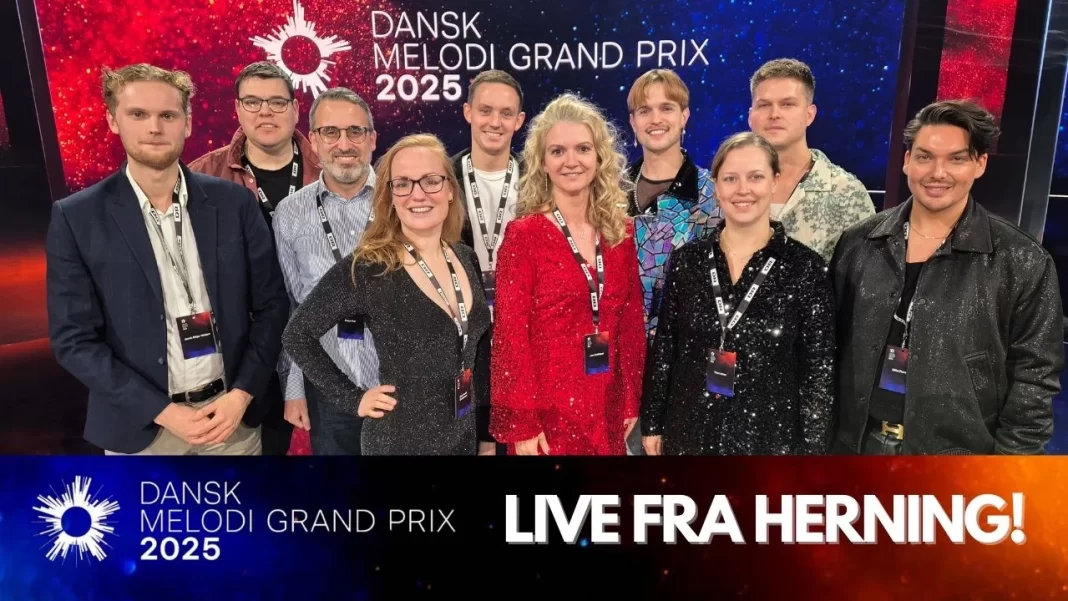 Juryen i Dansk Melodi Grand Prix 2025 bestod af 10 danske og 10 udenlandske medlemmer